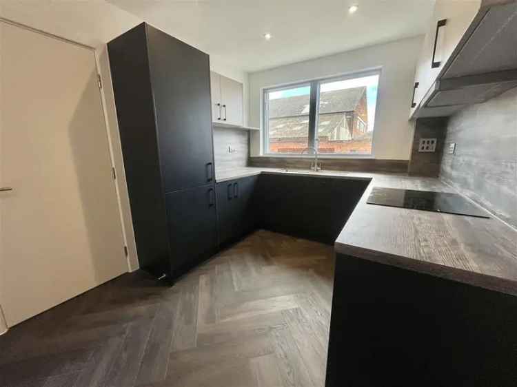 Three Bedroom Townhouse Trent Bridge Quays Nottingham