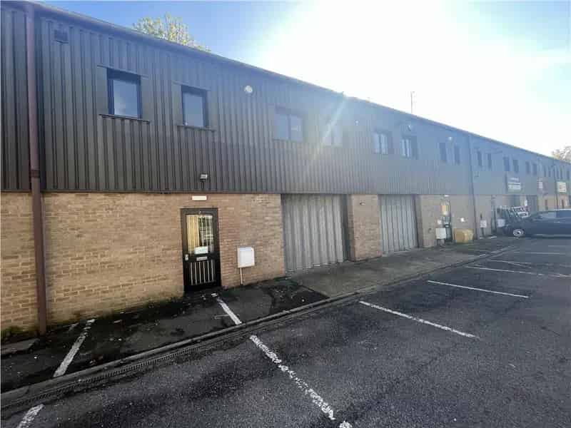 Light Industrial Unit with Mezzanine Office Space