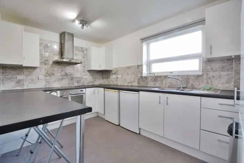 1 Bedroom Apartment for Sale