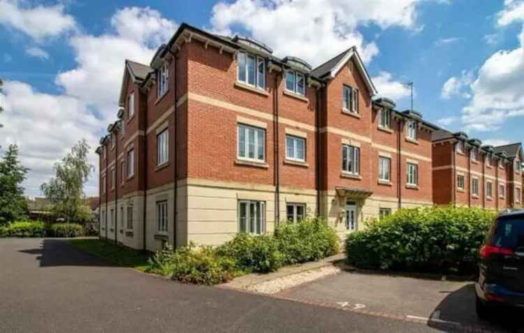 2 Bedroom Flat for Sale Shirley Near Hall Green