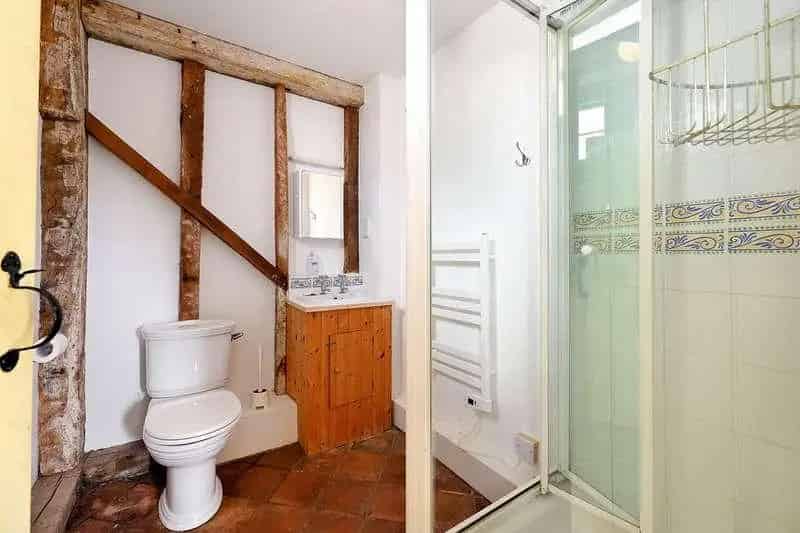 5 Bed Grade II Listed Farmhouse with Annexe