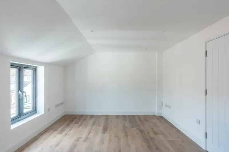 2 Bedroom Flat near Gloucester Road