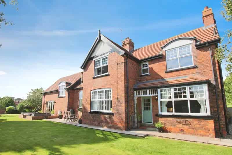 5 Bedroom Detached House Welwick