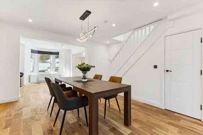 Four Bedroom Terraced House for Sale in Acton Lane London W4