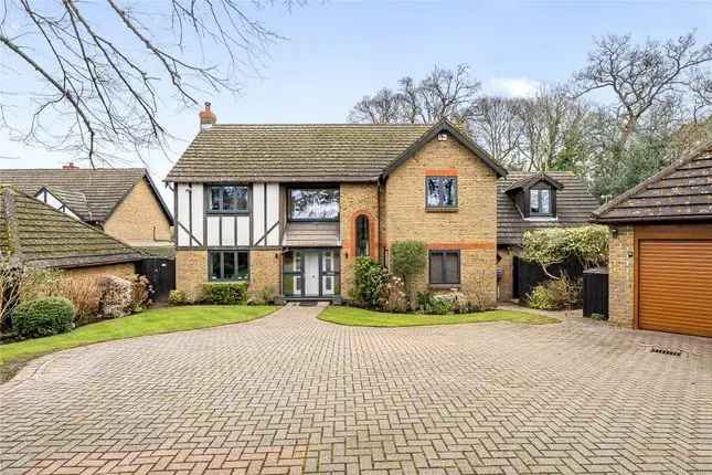 5 Bedroom Detached House for Sale in Keston