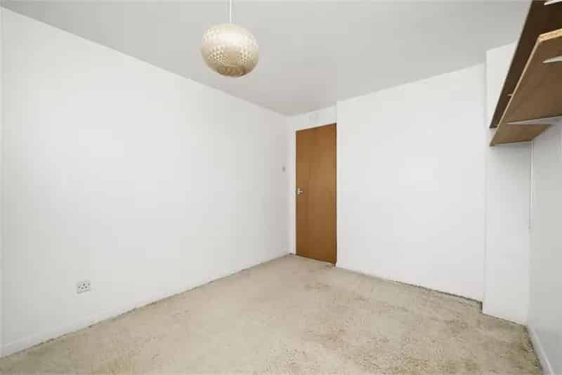 4 Bed Detached House with 2 Reception Rooms and Large Garden