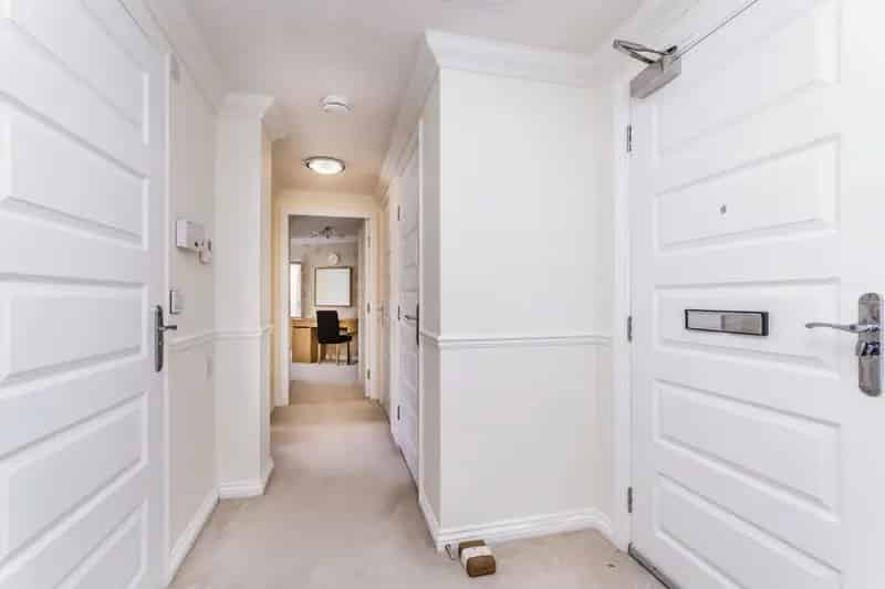Two-Bedroom Retirement Flat in Caterham Valley