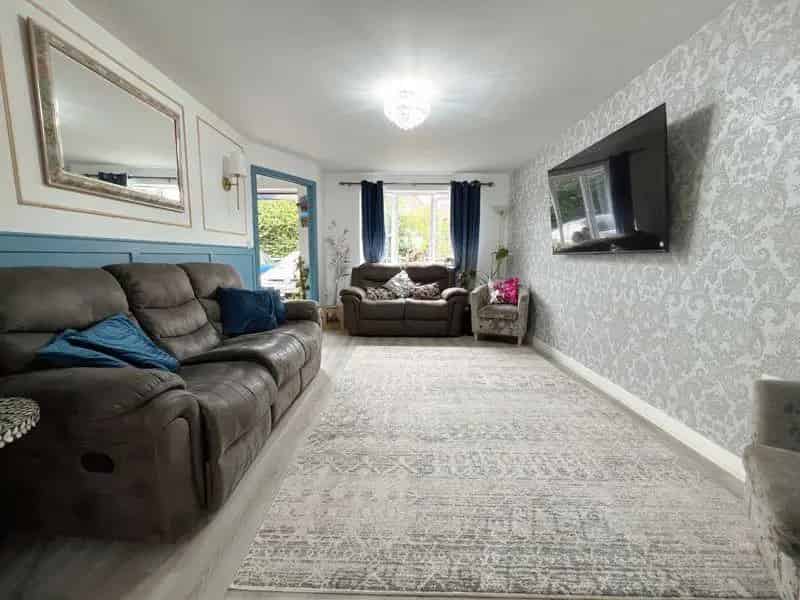 4 Bed Modern Persimmon Home for Sale