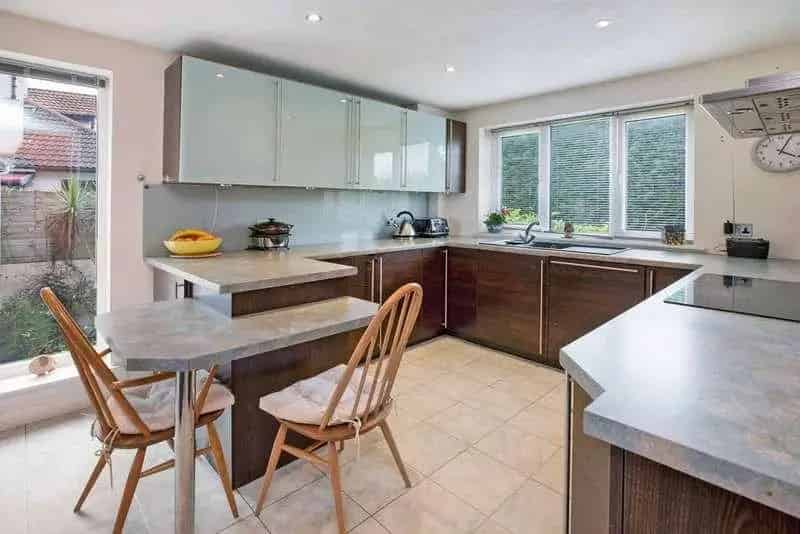 3 Bed Detached House with Stunning Coastal Views