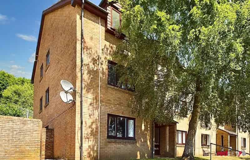 2 Bedroom Flat to Rent