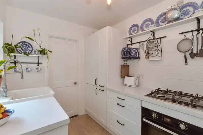 3 Bedroom End of Terrace House for Sale in Burham