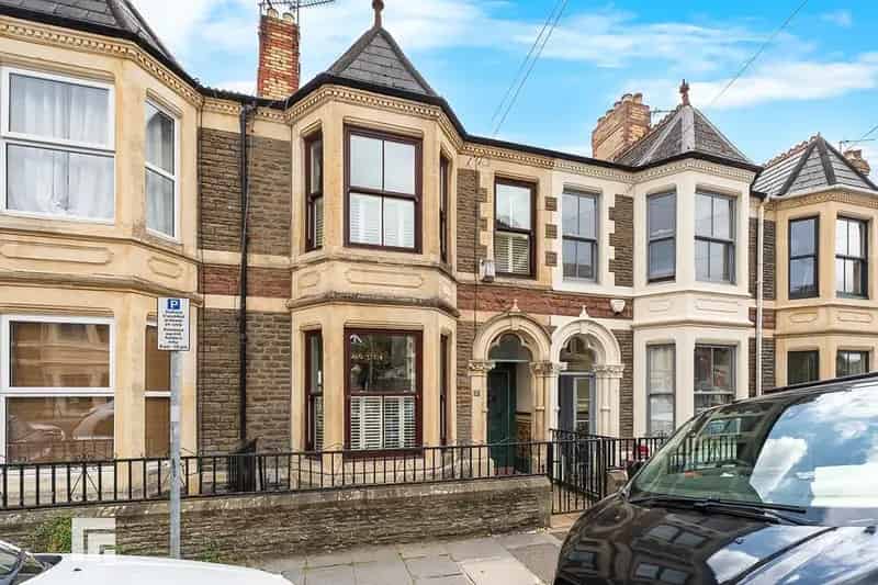 4 Bedroom Terraced House for Sale