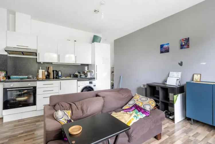 One Bedroom Apartment near South Norwood Lake - First Time Buyer