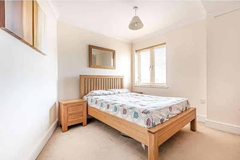 1 Bed Flat for Sale Secure Sale Online Auction
