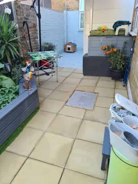 1 Bedroom Victorian Ground Floor Flat with Garden