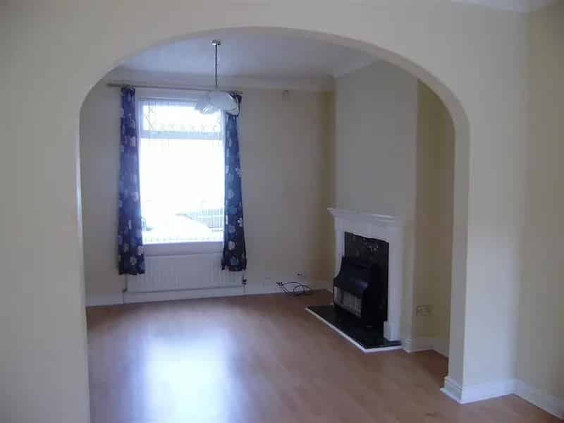 2 Bed Terraced House Hull - Modern & Well Presented
