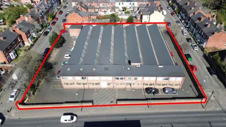 Commercial Building with Office and Warehouse Space