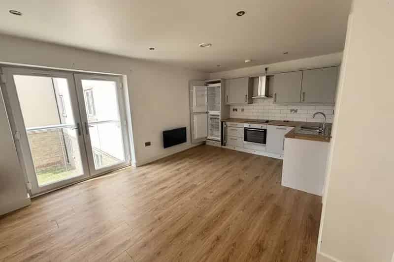 2 Bed 2 Bath Apartment Park View S13