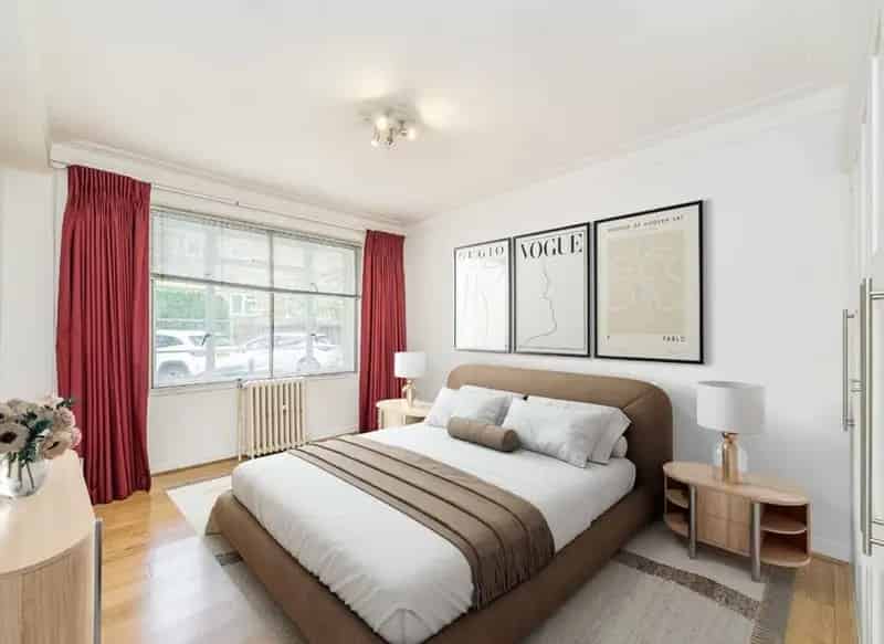 2 Double Bedroom Art Deco Apartment With Communal Gardens