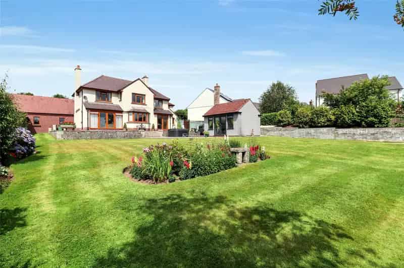 4 Bedroom Detached House Gunswell Lane South Molton
