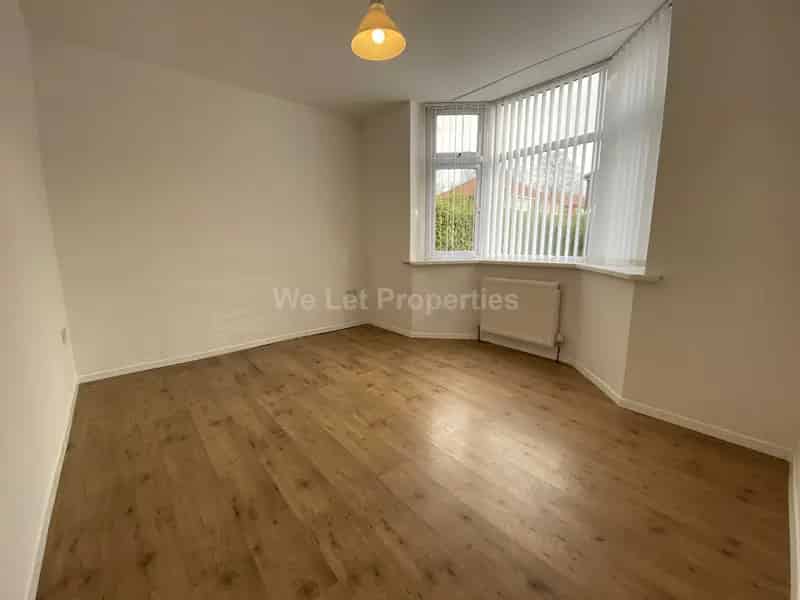 3 Bedroom Detached House to Rent
