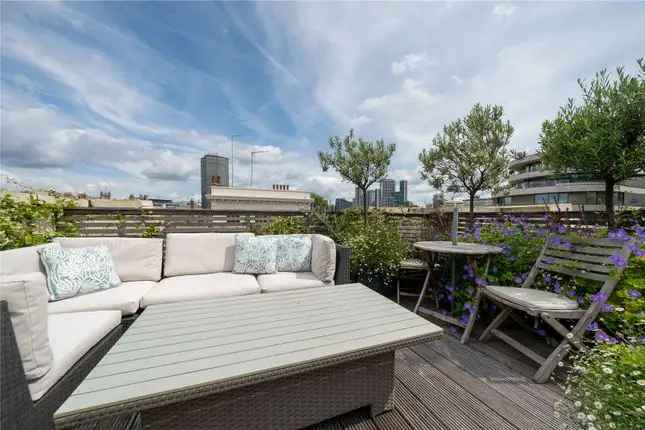 Westminster River View House: 3 4 Beds End Terrace Freehold