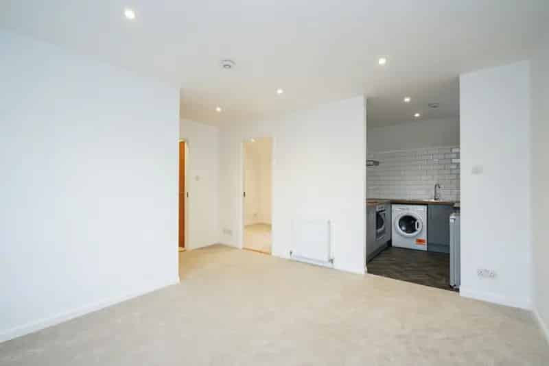 1 Bedroom Flat To Rent Available July 16 2025
