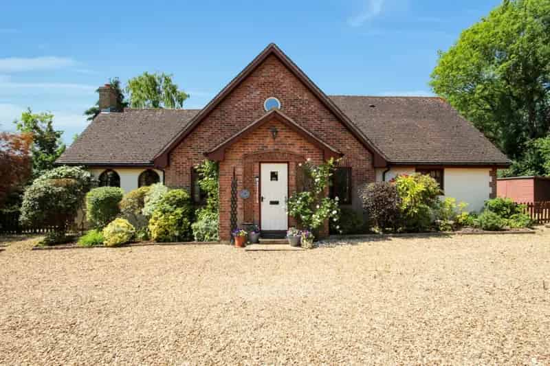 4 Bedroom House For Sale in Arrington