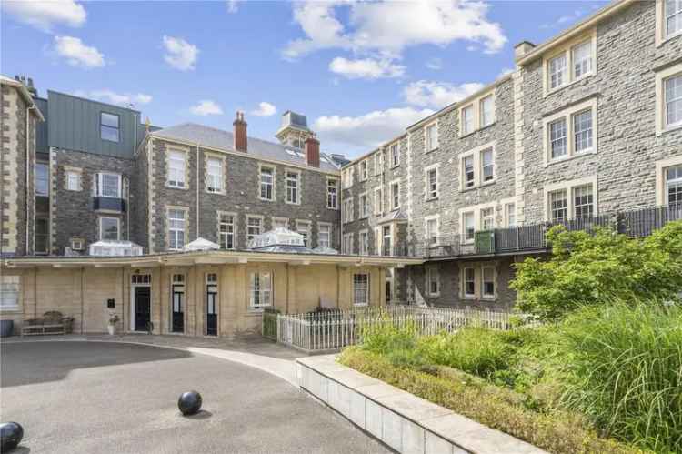 2 Bedroom Apartment for Sale in Clifton