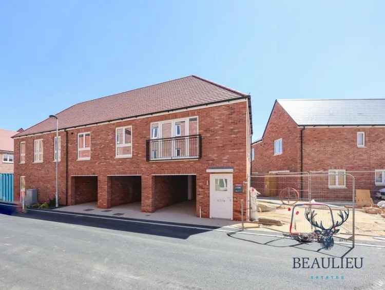 2 Bedroom Coach House To Rent