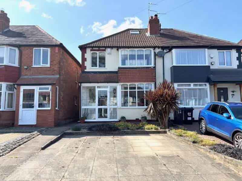 3 Bedroom Semi Detached House For Sale Great Barr