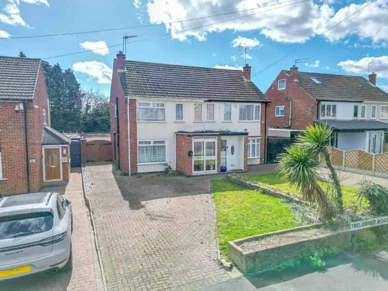 3 Bedroom Semi-Detached House for Sale