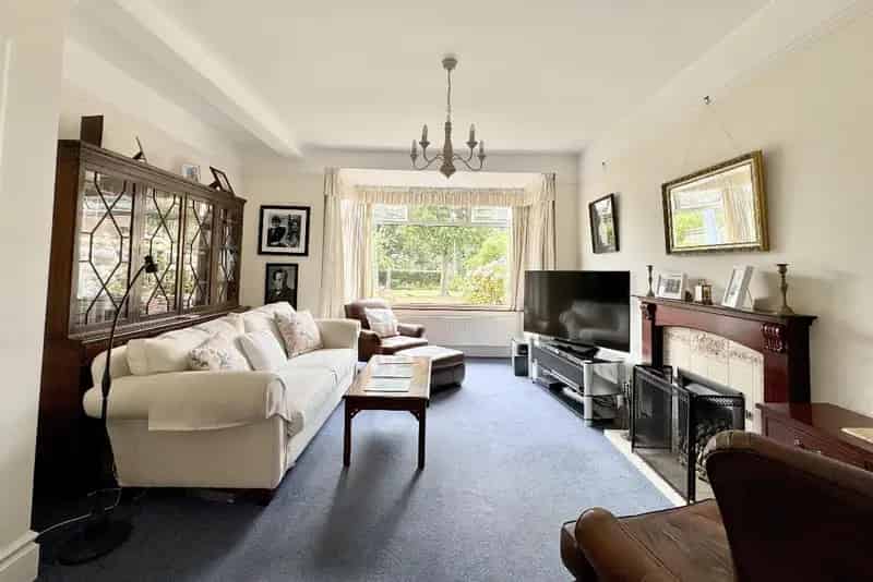 4 Bed Detached House for Sale