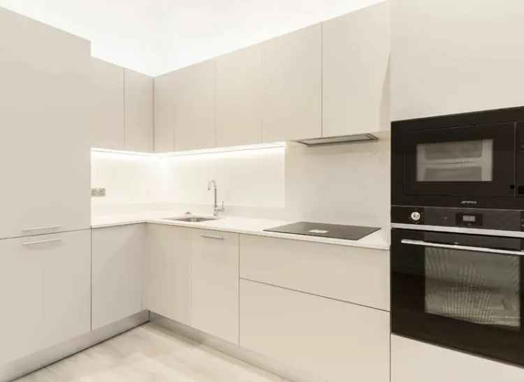 Flat For Sale in Alexandra Road, London, England