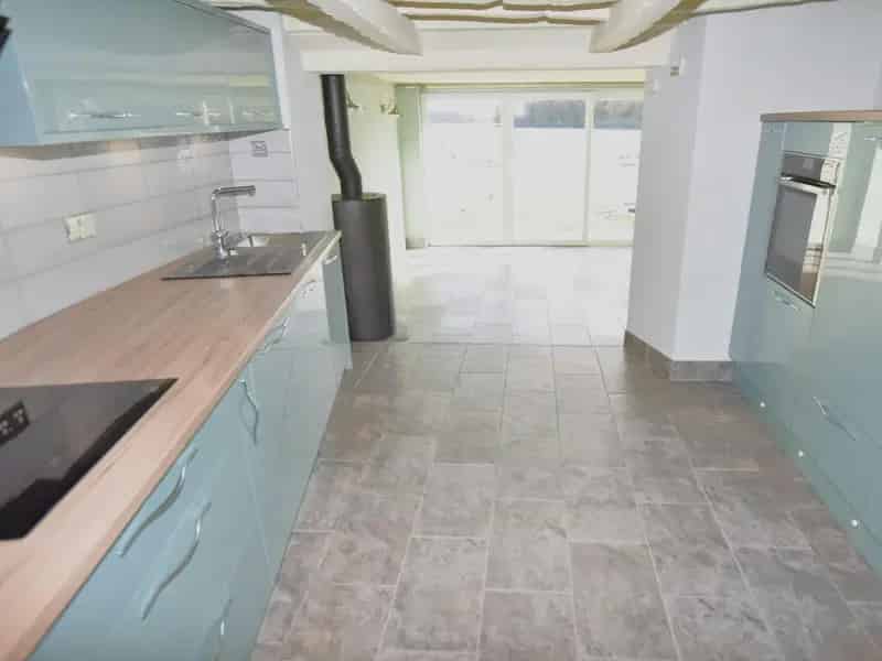 Stunning 2-Bedroom Riverfront Cottage