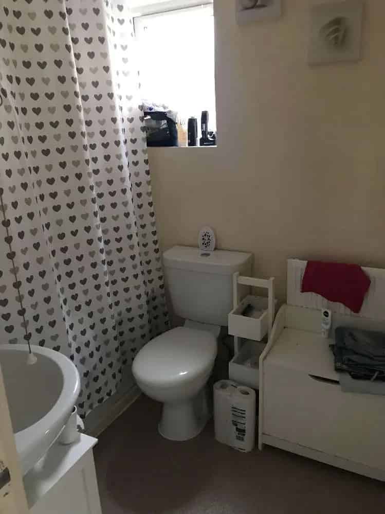 Lovely House with Large Garden Close to Amenities