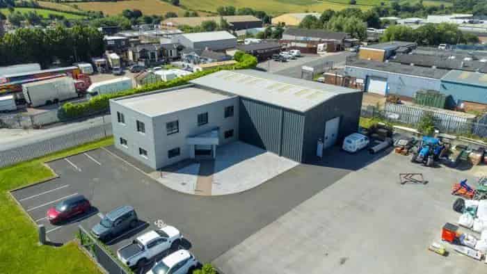 Modern High Spec Warehouse Office J28 M1 A38