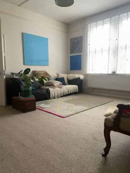 Flat For Rent , Mid Sussex, England