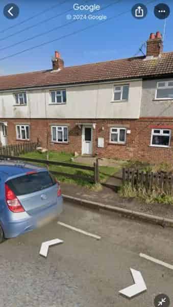 3 Bed House New Heating System 2 Gardens Private Drive