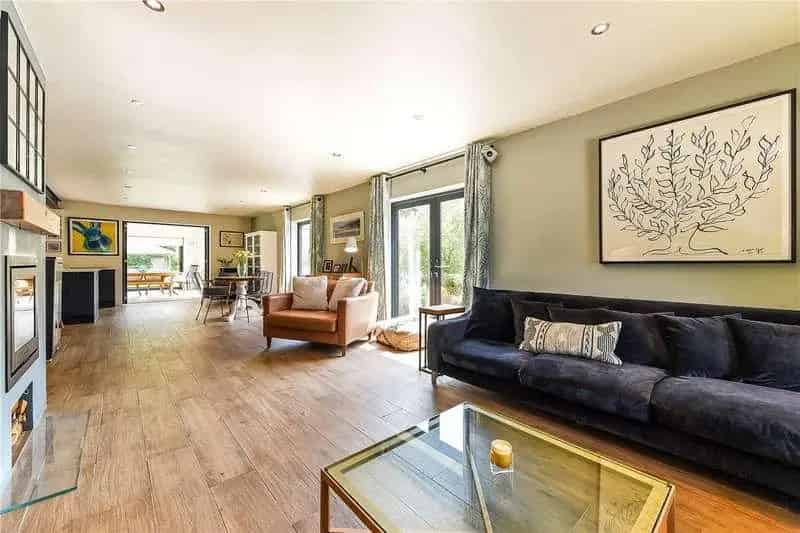 5 Bed House For Sale 3500 sq ft Family Home