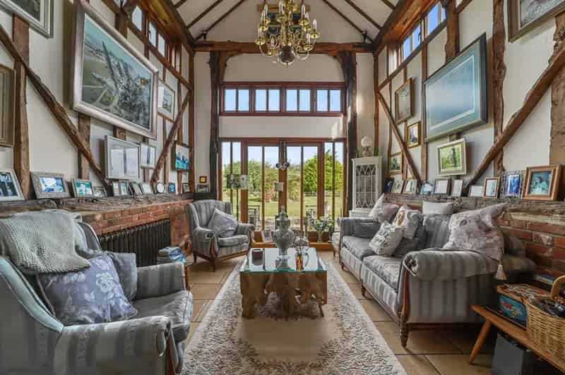 4 Bedroom Barn Conversion Kirby le Soken
