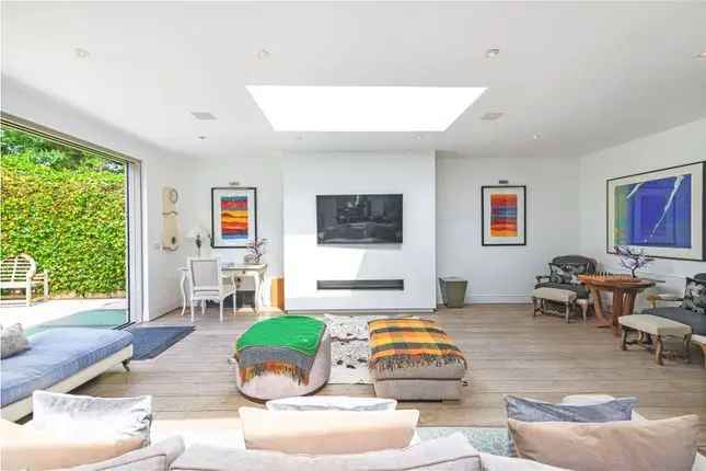 Detached house to rent in Lyford Road, Wandsworth, London SW18