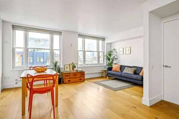 2-Bedroom Shoreditch Apartment Victorian Warehouse Conversion