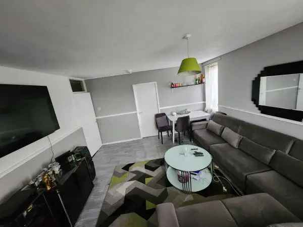 Flat For Rent in London, England