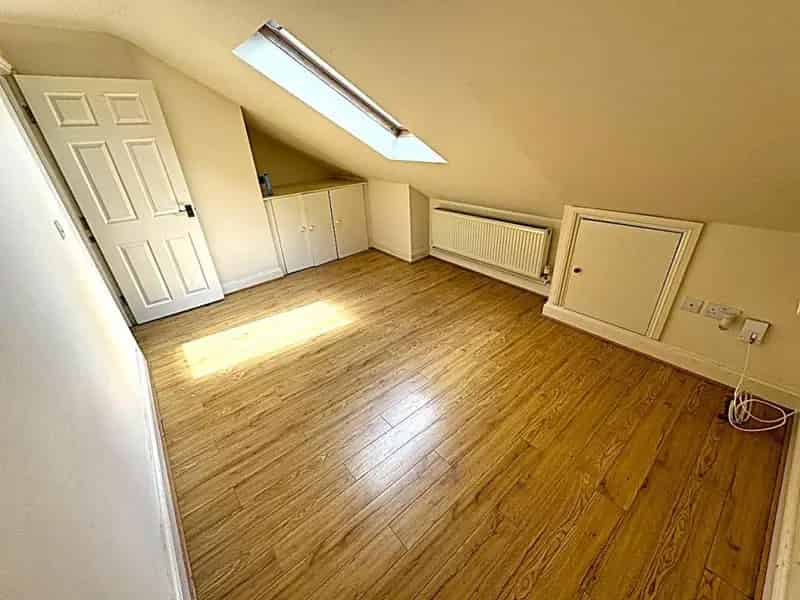 One Bedroom Maisonette Available August 1st 2025