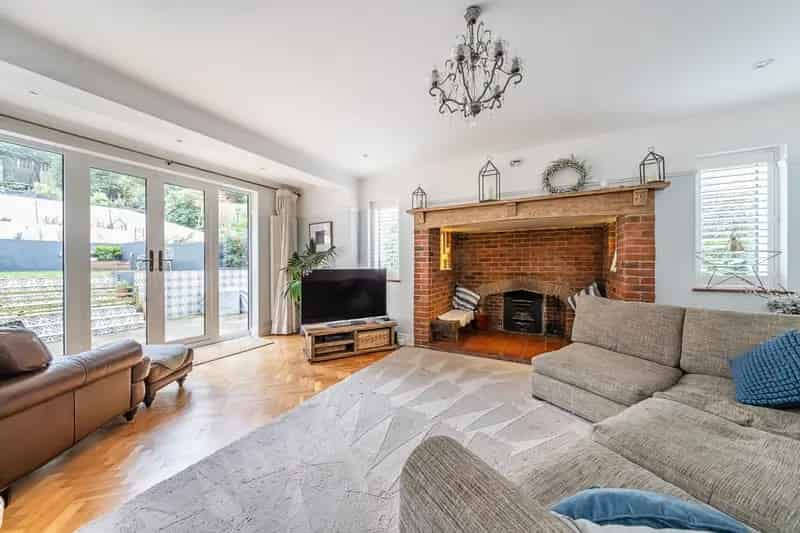 5 Bedroom Detached House Wimbledon