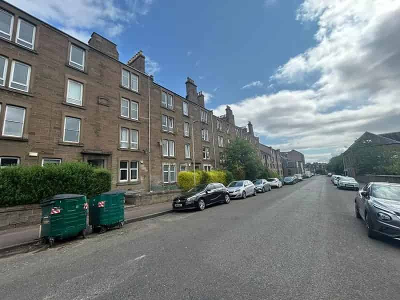 2 Bedroom Flat to Rent Dundee Angus