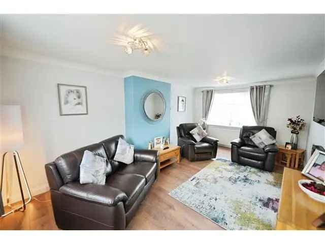 3 Bedroom Semi-Detached House for Sale in Ayr
