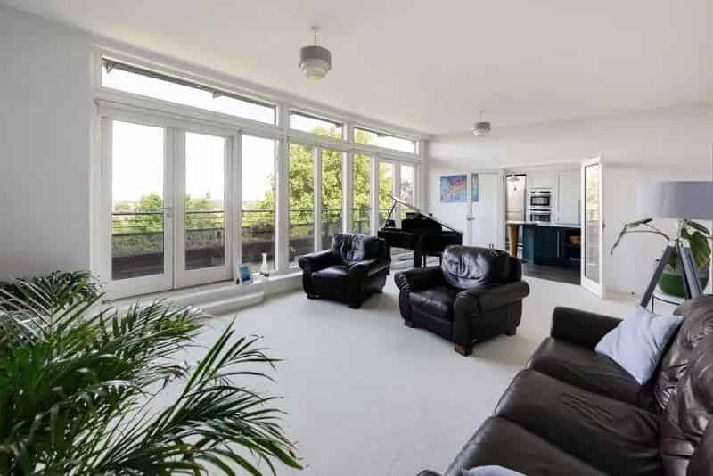 2 Bedroom Penthouse Apartment for Sale
