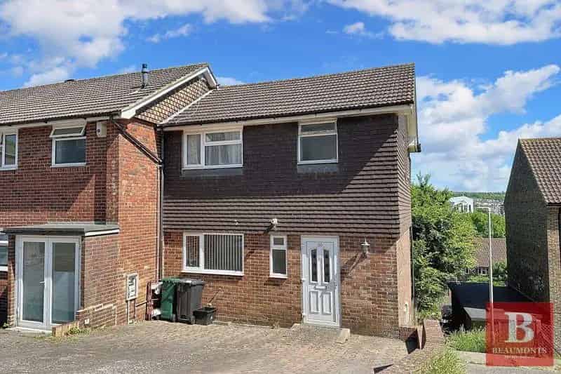 3 Bedroom House for Sale